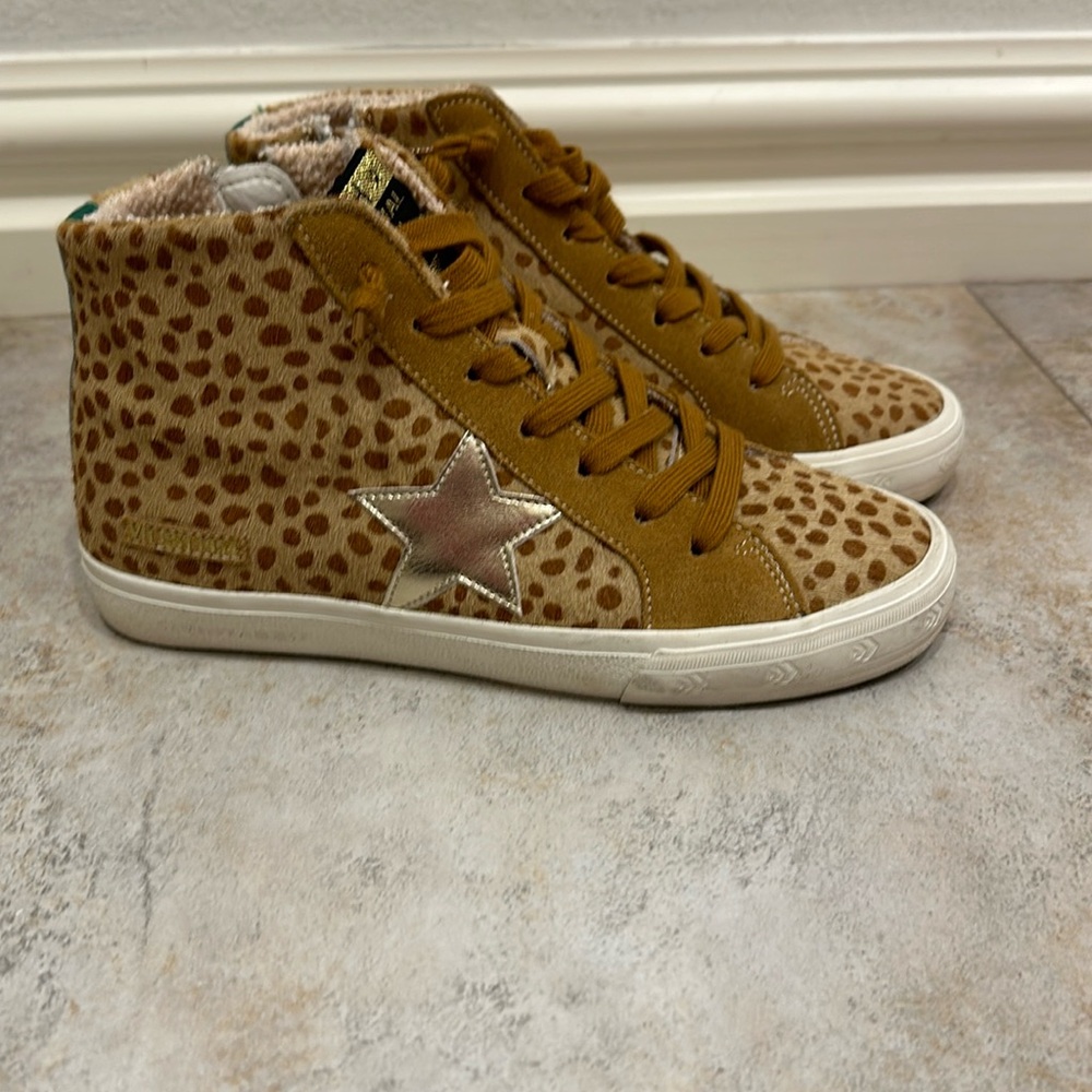 Sz 6.5 VH women